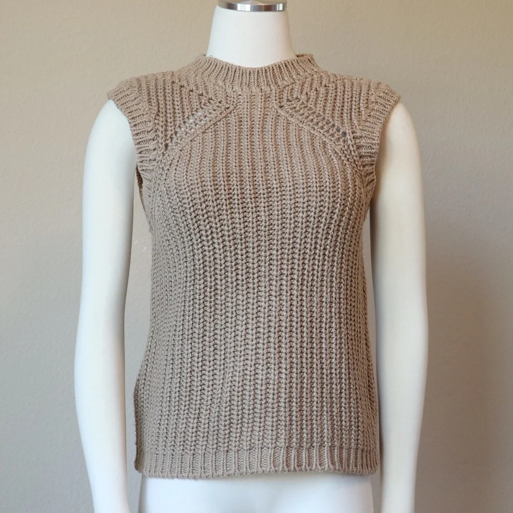 Chloe sleeveless all-cotton knit sweater crew neck - Picture 1 of 10